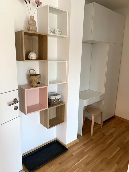 Deluxe Suites Anna Vodice Luaran gambar