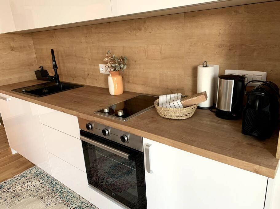 Deluxe Suites Anna Vodice Luaran gambar