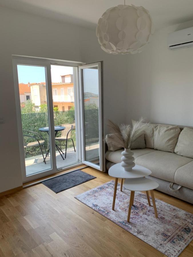 Deluxe Suites Anna Vodice Luaran gambar