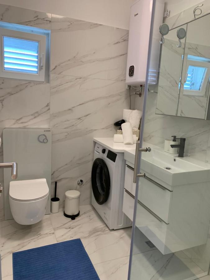Deluxe Suites Anna Vodice Luaran gambar